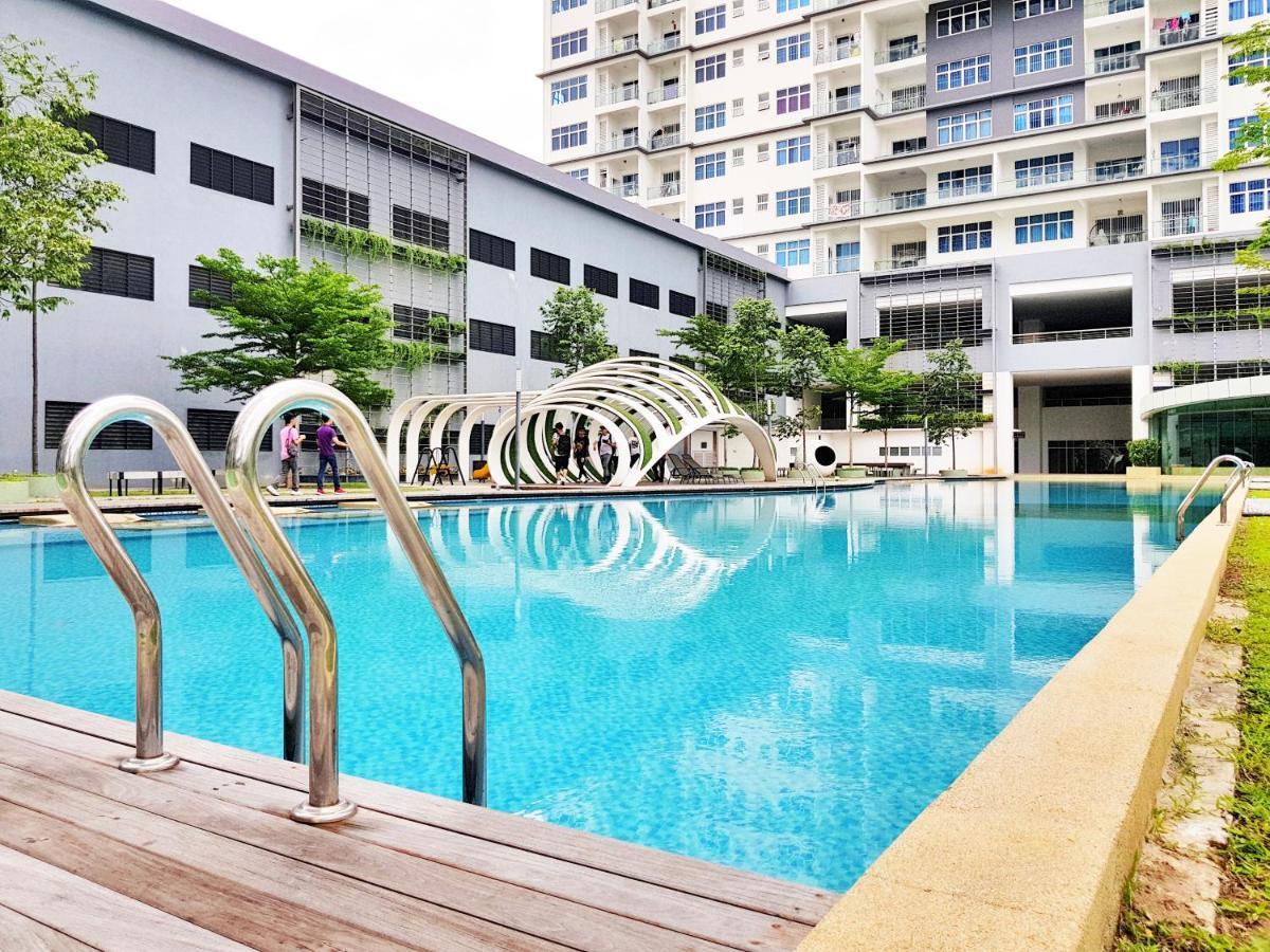 No.7 The Zebra @ Puchong Skypod Residence Екстериор снимка
