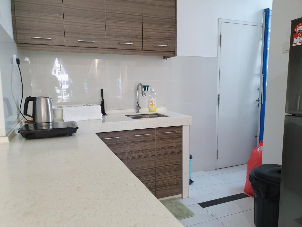 No.7 The Zebra @ Puchong Skypod Residence Екстериор снимка